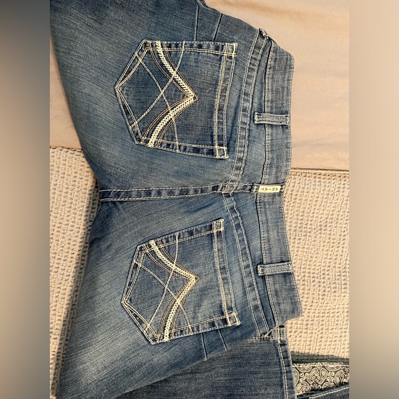 Ariat 32L boot cut mid rise jeans - Picture 4 of 9